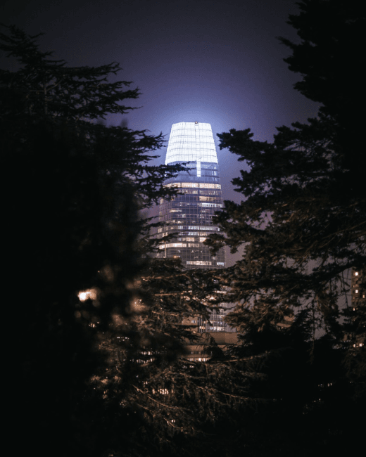 Salesforce Tower