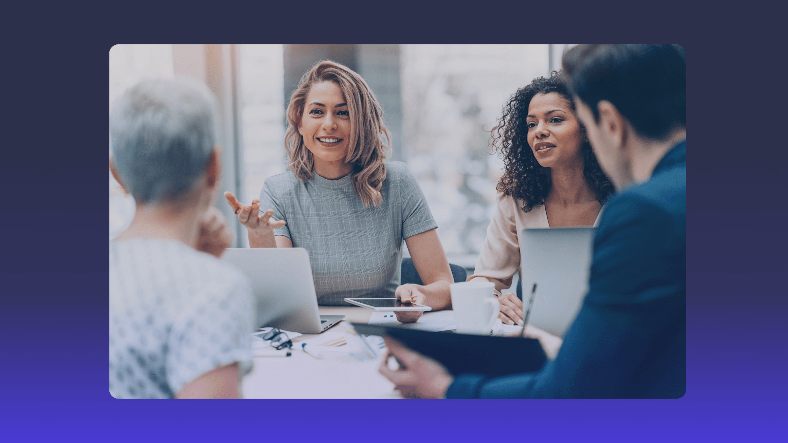 Writing an effective meeting summary_Leexi